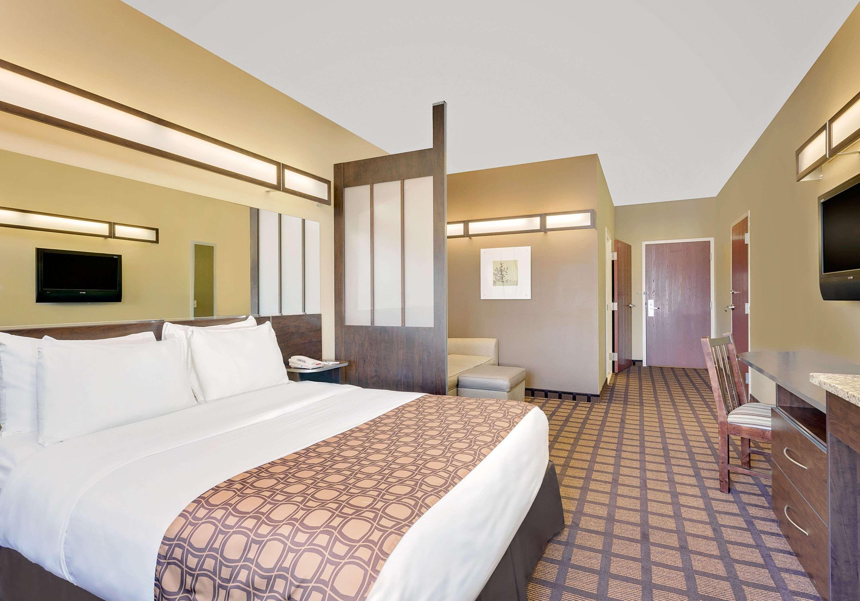 Microtel By Wyndham Perry National Fairground Area I-75 Exteriör bild