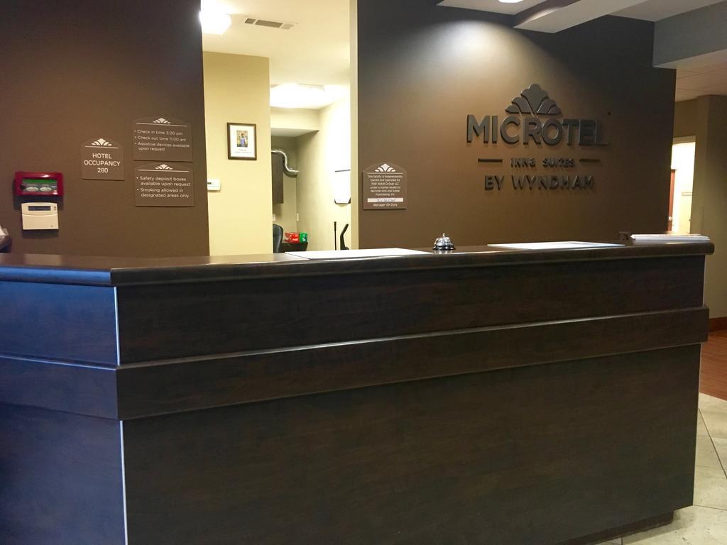 Microtel By Wyndham Perry National Fairground Area I-75 Exteriör bild