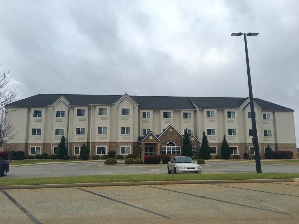 Microtel By Wyndham Perry National Fairground Area I-75 Exteriör bild
